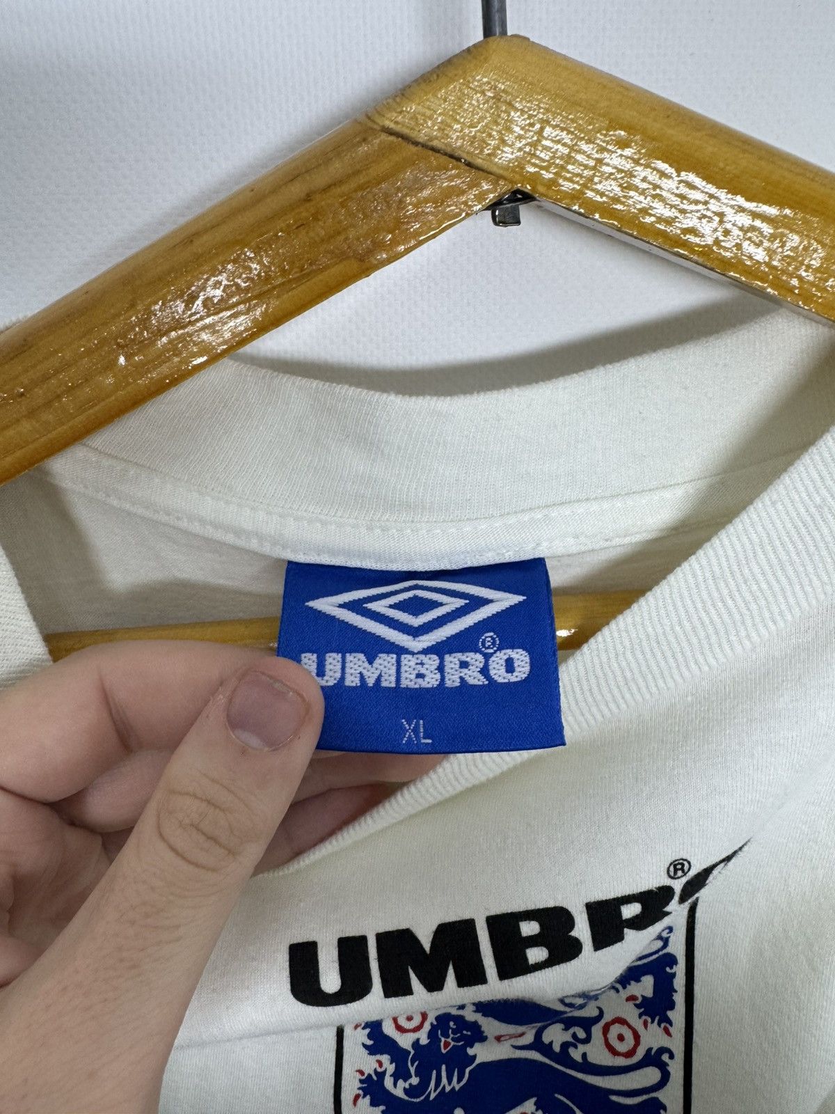 Umbro Vintage 90s Umbro Carlsberg England Tee Size US XL / EU 56 / 4 - 8 Thumbnail