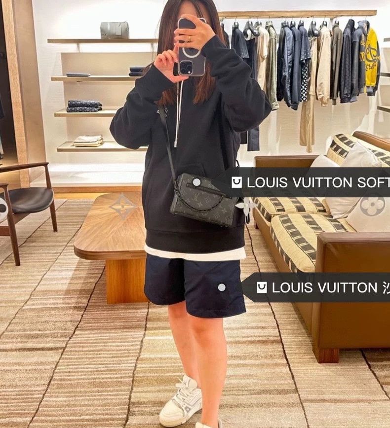 Louis Vuitton Louis Vuitton size m Blue full print casual shorts 2503-Ne Size US 30 / EU 46 - 6 Thumbnail