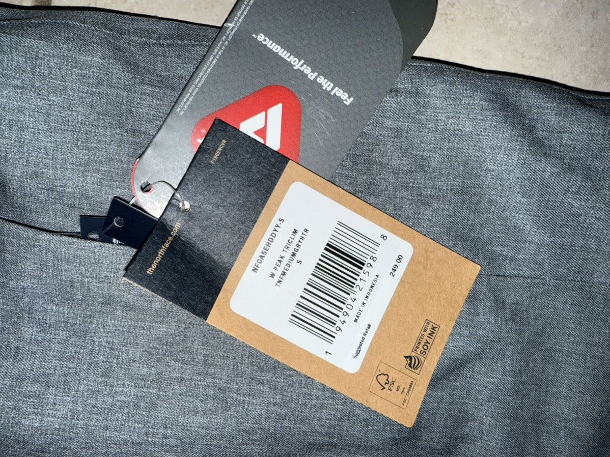 The North Face The North Face Jacket Size S / US 4 / IT 40 - 3 Thumbnail