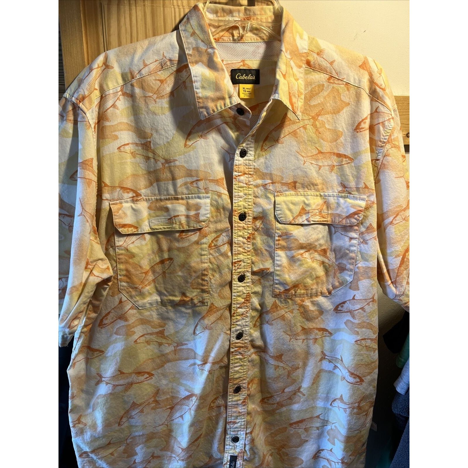 Cabelas Cabelas Shirt Men XL Button Up Orange SS Fish All Over Print Size US XL / EU 56 / 4 - 2 Thumbnail