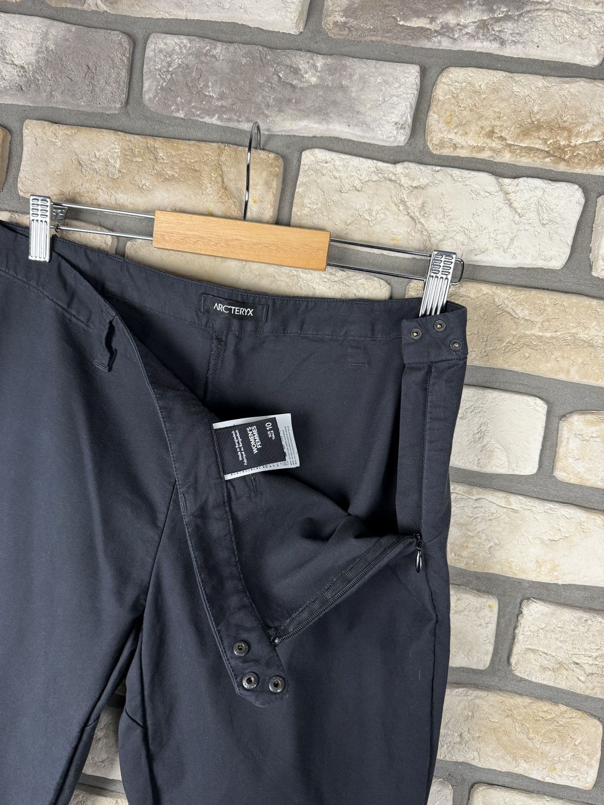 Arc'teryx Very rare Arcteryx Arc’teryx pants shorts Size 28" / US 6 / IT 42 - 6 Thumbnail