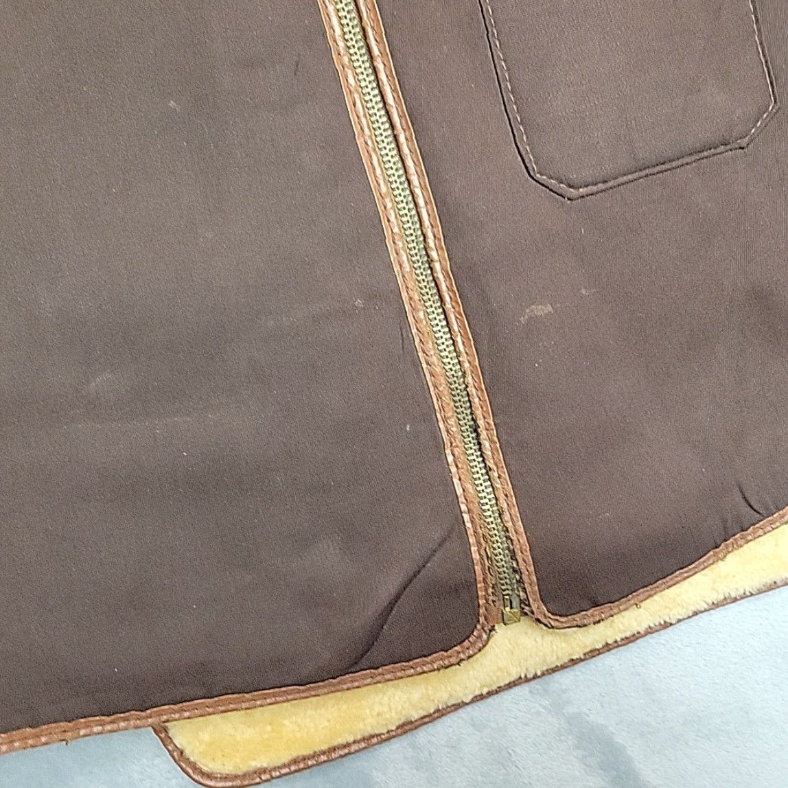 Vintage VINTAGE Shearling Vest Mens M Brown Wool Lining Western Ranch Workwear 70s Zip Zipper Cowboys Cowboys Mens Size US M / EU 48-50 / 2 - 2 Thumbnail
