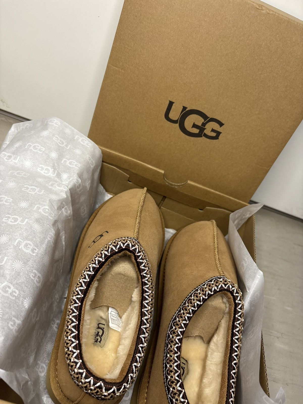 Ugg UGG Tasman ll Chestnut 39/8 Size US 8 / IT 38 - 6 Thumbnail