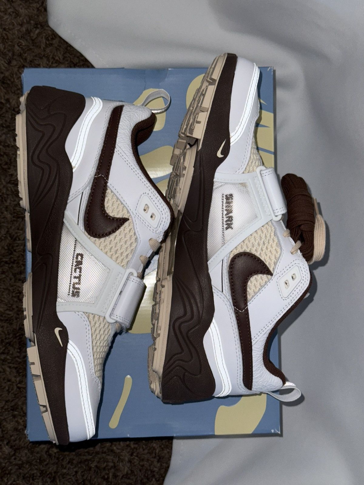 Nike × Travis Scott Nike Zoom Field Jaxx, Travis Scott Size US 9 / EU 42 - 2 Thumbnail