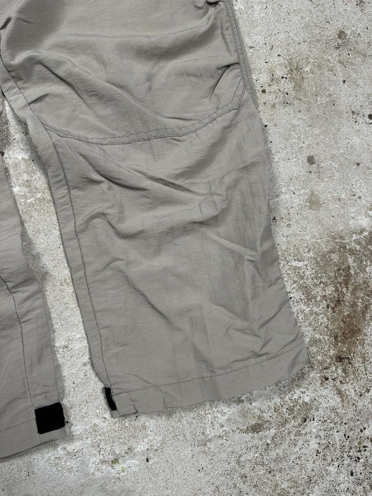 Reebok × Vintage Vintage Y2K Reebok Baggy Track Outdoor Pants Size US 33 - 3 Thumbnail