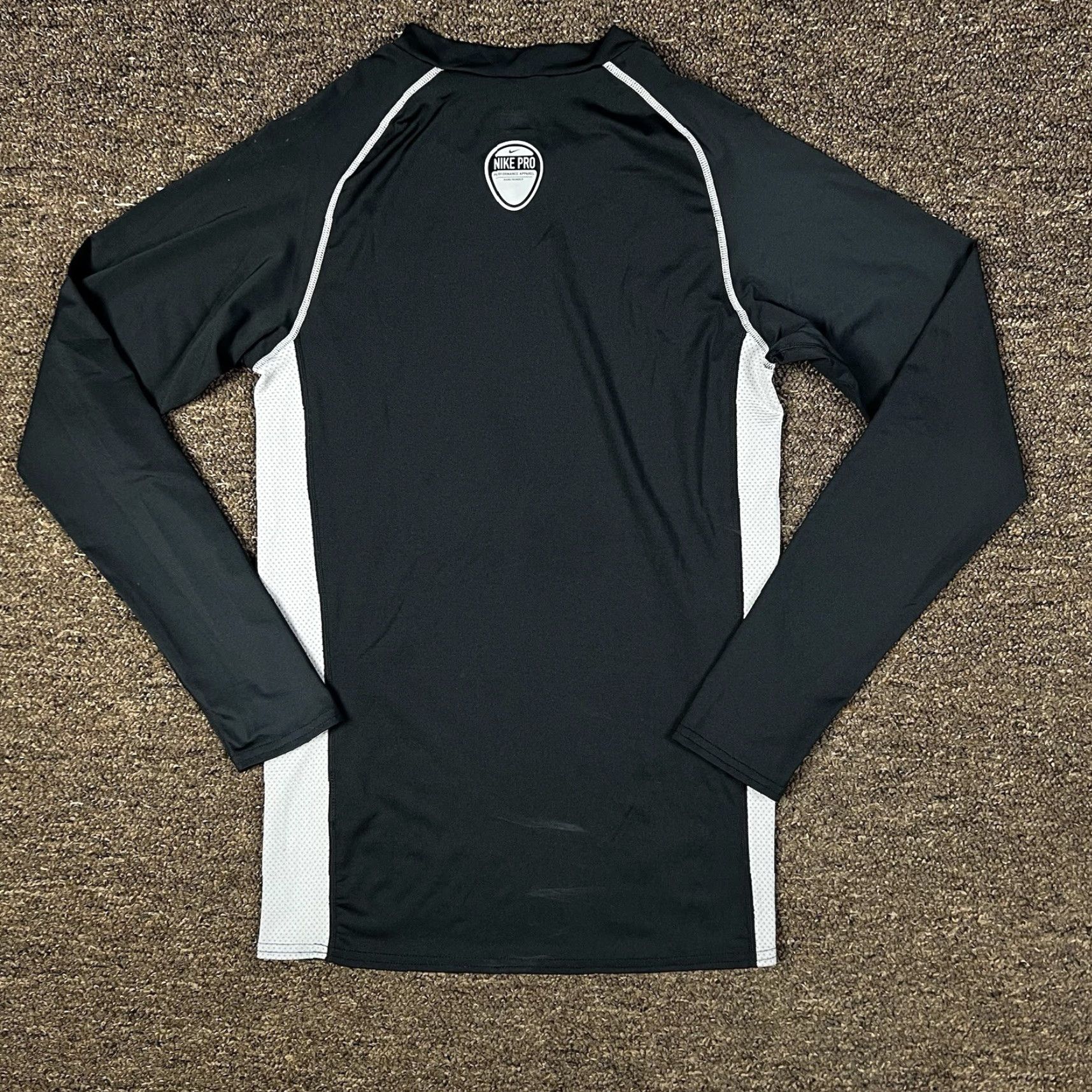 Nike VINTAGE Nike Pro Black Dry-fit Performance Apparel T-Shirt Adult Medium Swoosh Logo Shirt Mens Black Dry Fit Logo Nike Pro Black Shirt Size US M / EU 48-50 / 2 - 3 Thumbnail