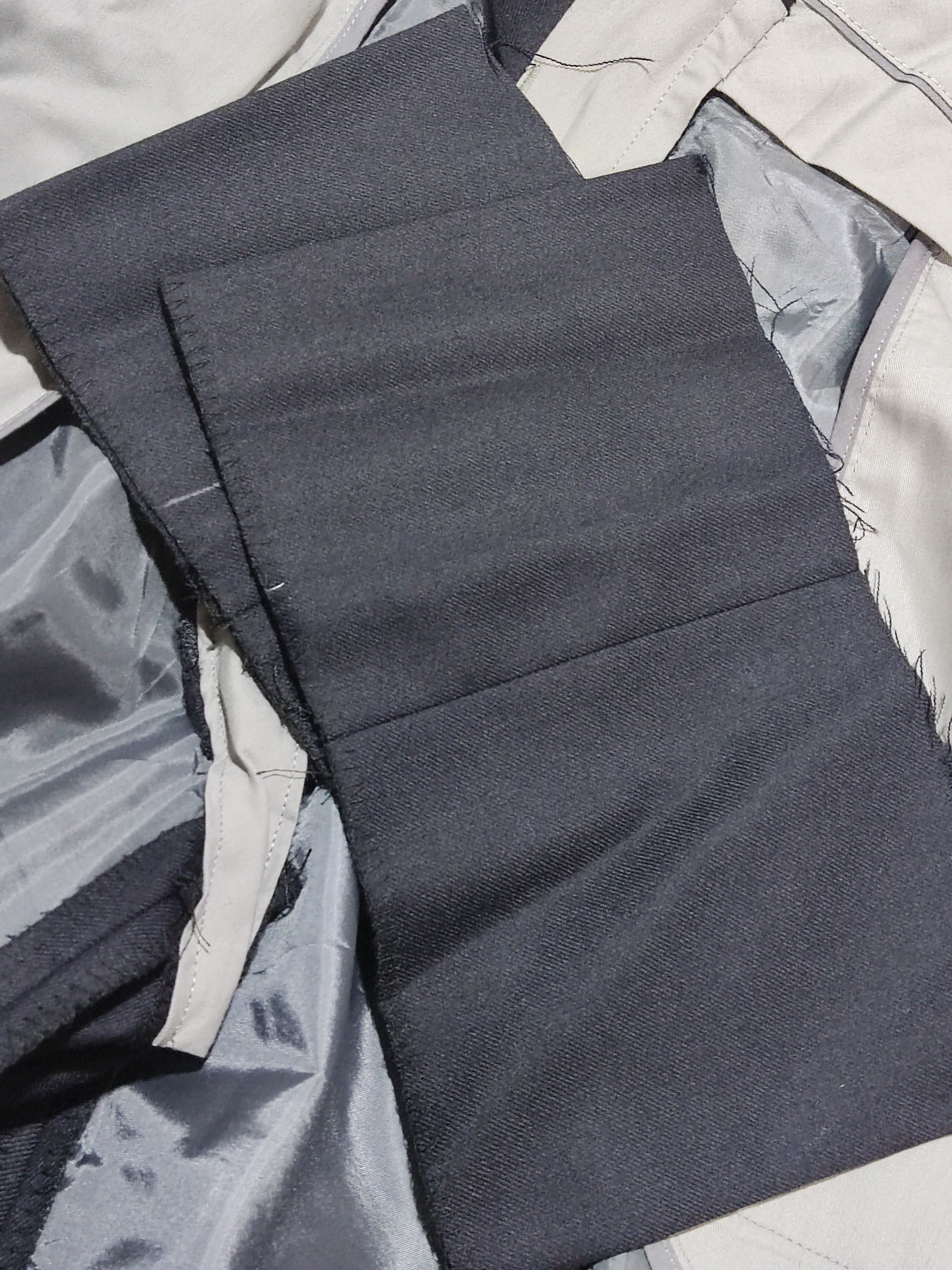 Pierre Cardin VTG Pierre Cardin Paris Deadstock 100% Wool Pleated Trousers Size US 33 - 15 Thumbnail