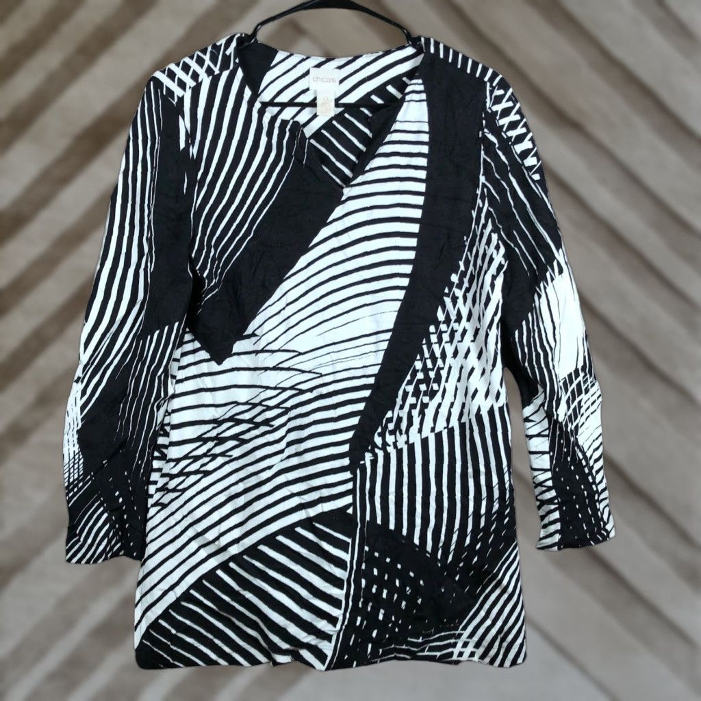 Vintage Chicos Blouse Womens Black White Abstract V-Neck Long Sleeve Stretch Shirt Casual Workwear 0 Size S / US 4 / IT 40 - 1 Thumbnail