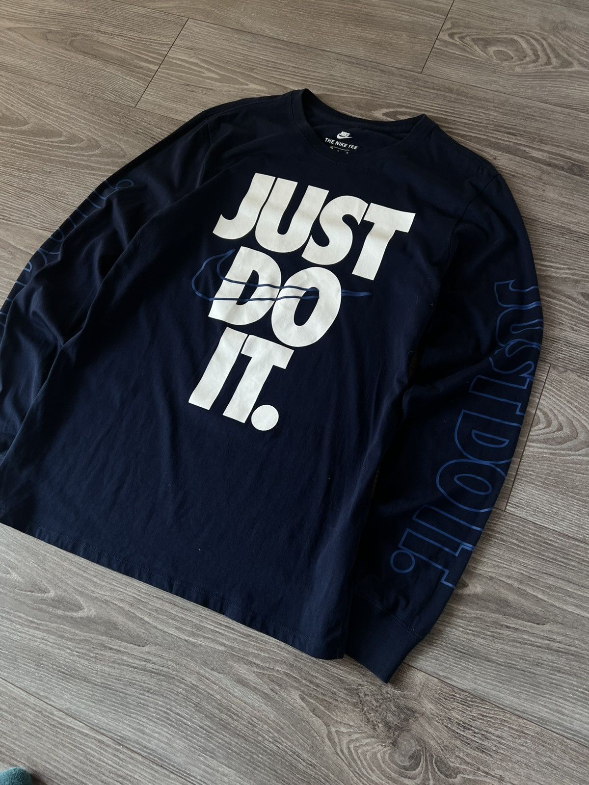 Nike ‼️Nike Big Logo Overprinted Just Do It Swoosh Long Sleeve Tee Size US M / EU 48-50 / 2 - 9 Thumbnail