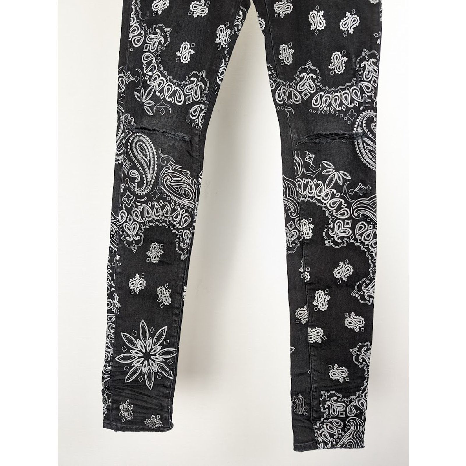 Amiri o1rshd1 Flocked Bandana Jeans in Aged Black Size US 36 / EU 52 - 3 Thumbnail