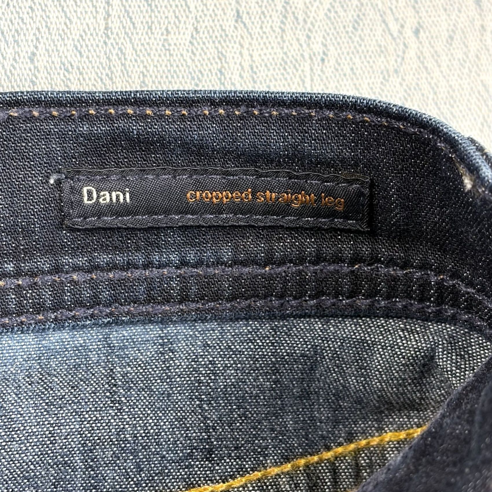 Citizens Of Humanity Citizens of Humanity Jeans Cropped Straight Leg Women's Size 30 Blue Denim Dark Wash Spandex Cotton Pockets Stretch Modern 90s** Size 30" / US 8 / IT 44 - 7 Thumbnail