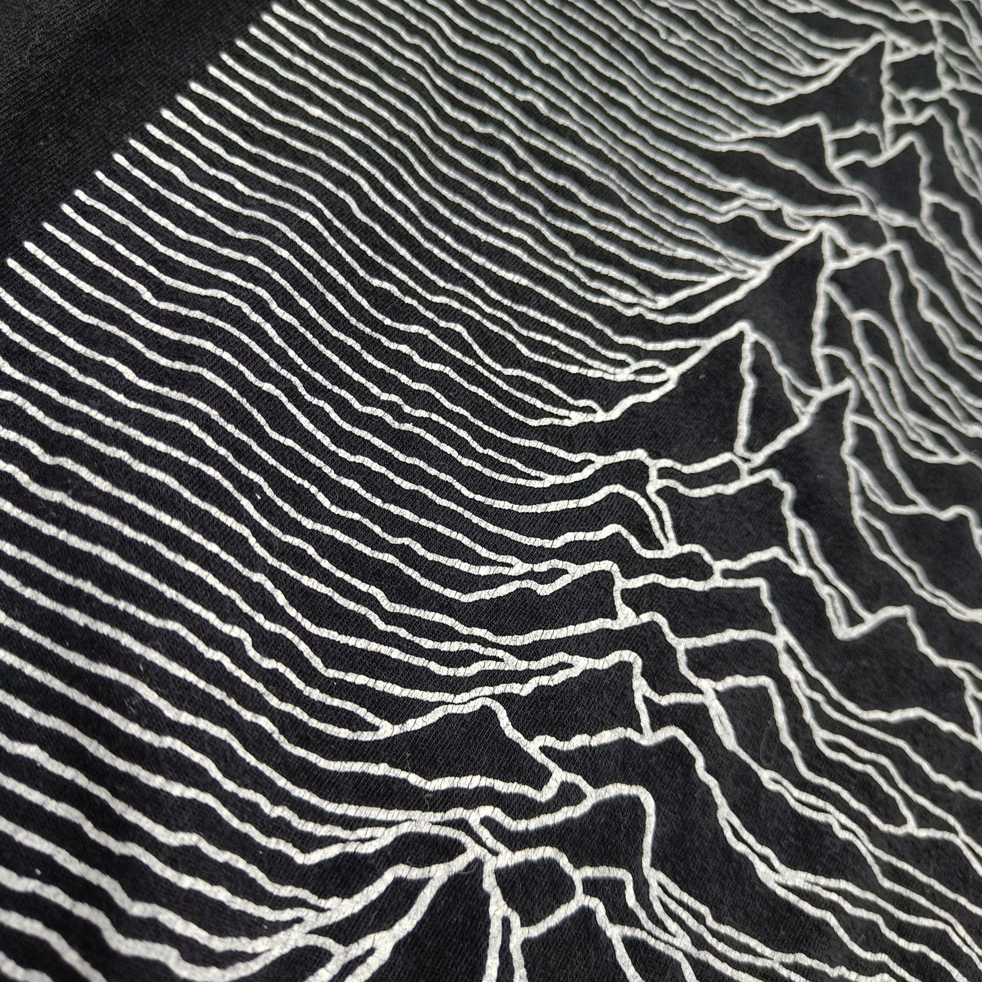 Joy Division 90s Joy Division Unknown Pleasure T-Shirt AIRAK Size US XL / EU 56 / 4 - 3 Thumbnail