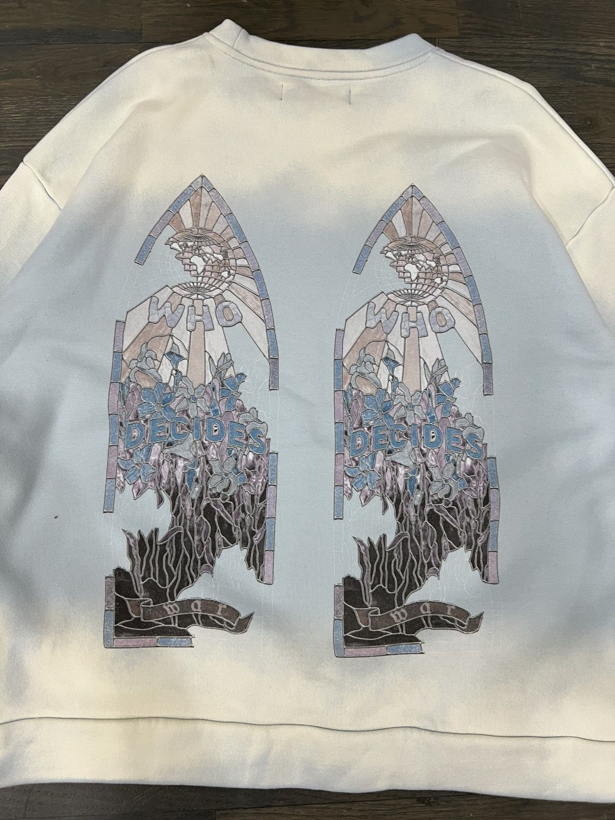 Who Decides War New disintegrated stained glass window crewneck Size US M / EU 48-50 / 2 - 6 Thumbnail