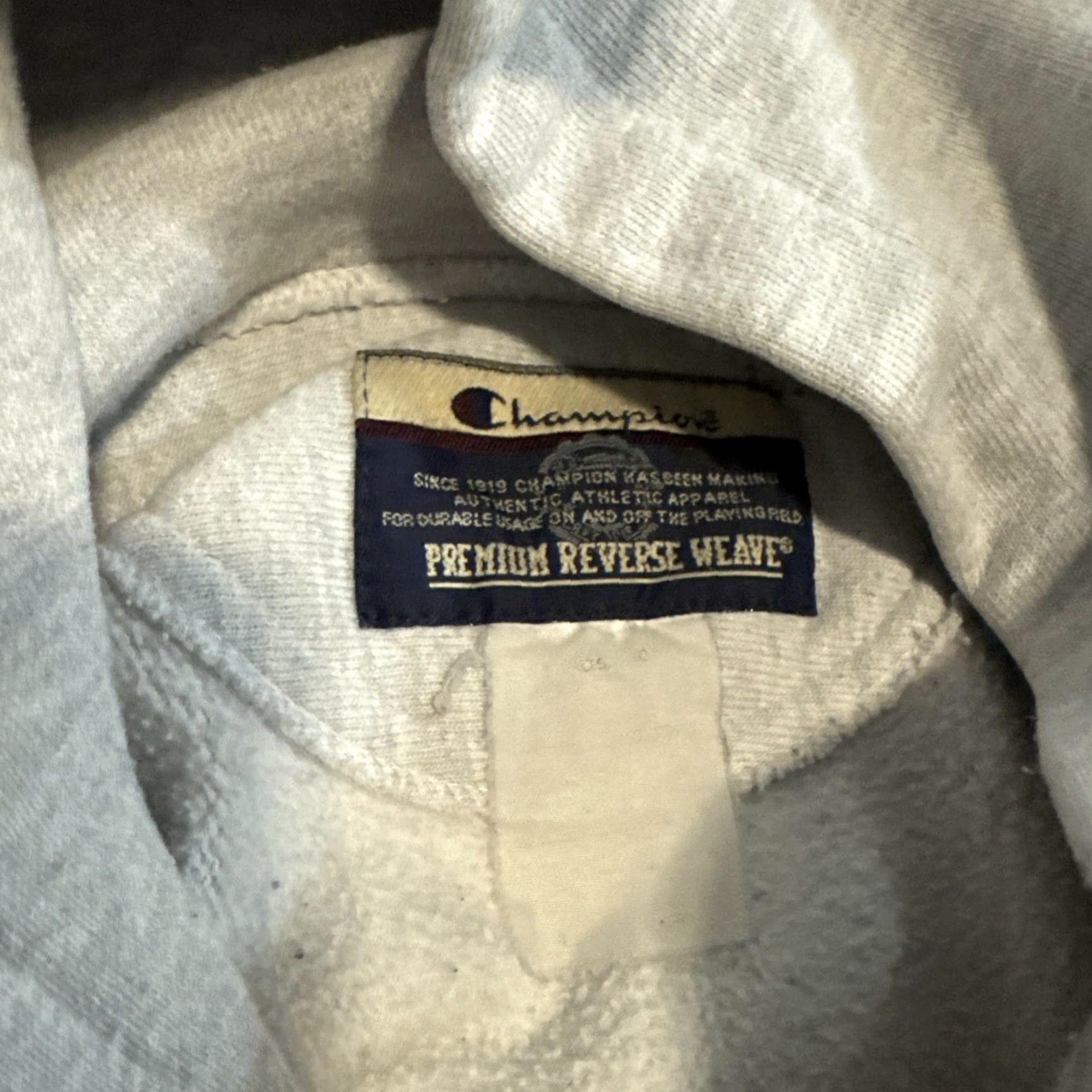 Champion VINTAGE Champion Reverse Weave Hoodie Sweatshirt XL Gray Reversible High School Y2K Champion Unisex Adults Mens Womens Girls Boys Size US XL / EU 56 / 4 - 7 Thumbnail