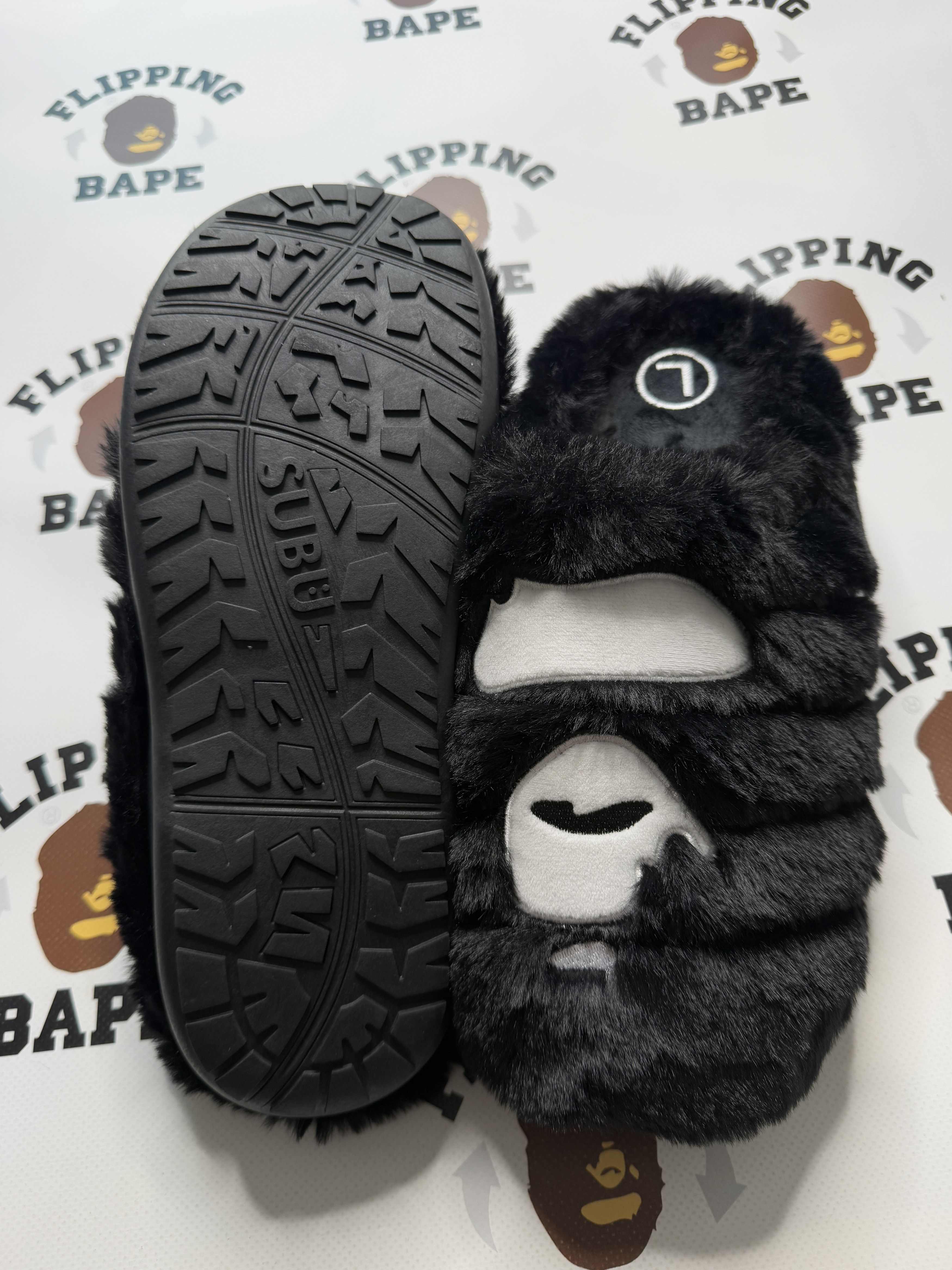 Bape × SUBU BAPE x SUBU APE HEAD PUFFER SANDALS Size US 7.5 / EU 40-41 - 8 Thumbnail