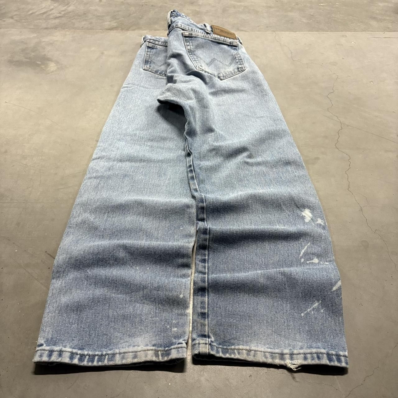 Vintage Crazy Vintage Y2K/2000s Baggy Medium Blue Wash Bleach Splatter Denim Jeans! Size US 34 / EU 50 - 6 Thumbnail