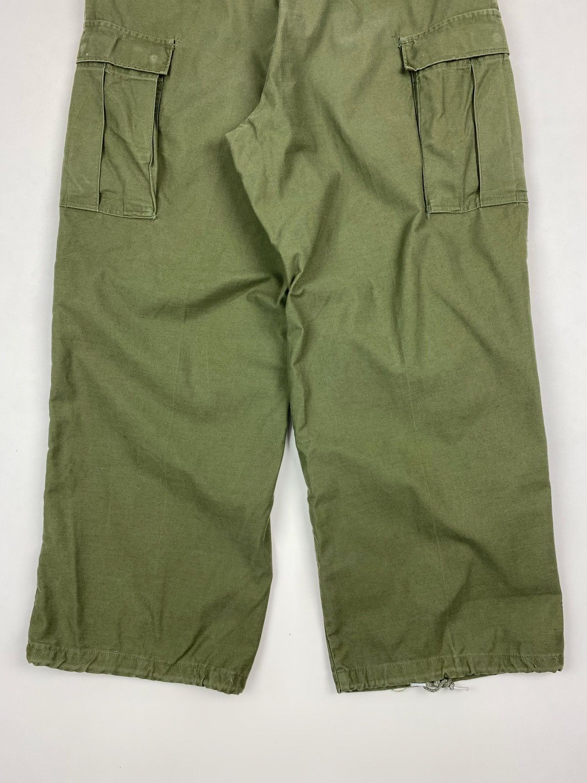 Vintage 1960’s Vintage US Army M-65 Olive Green Field Cargo Pants Size US 34 / EU 50 - 14 Thumbnail