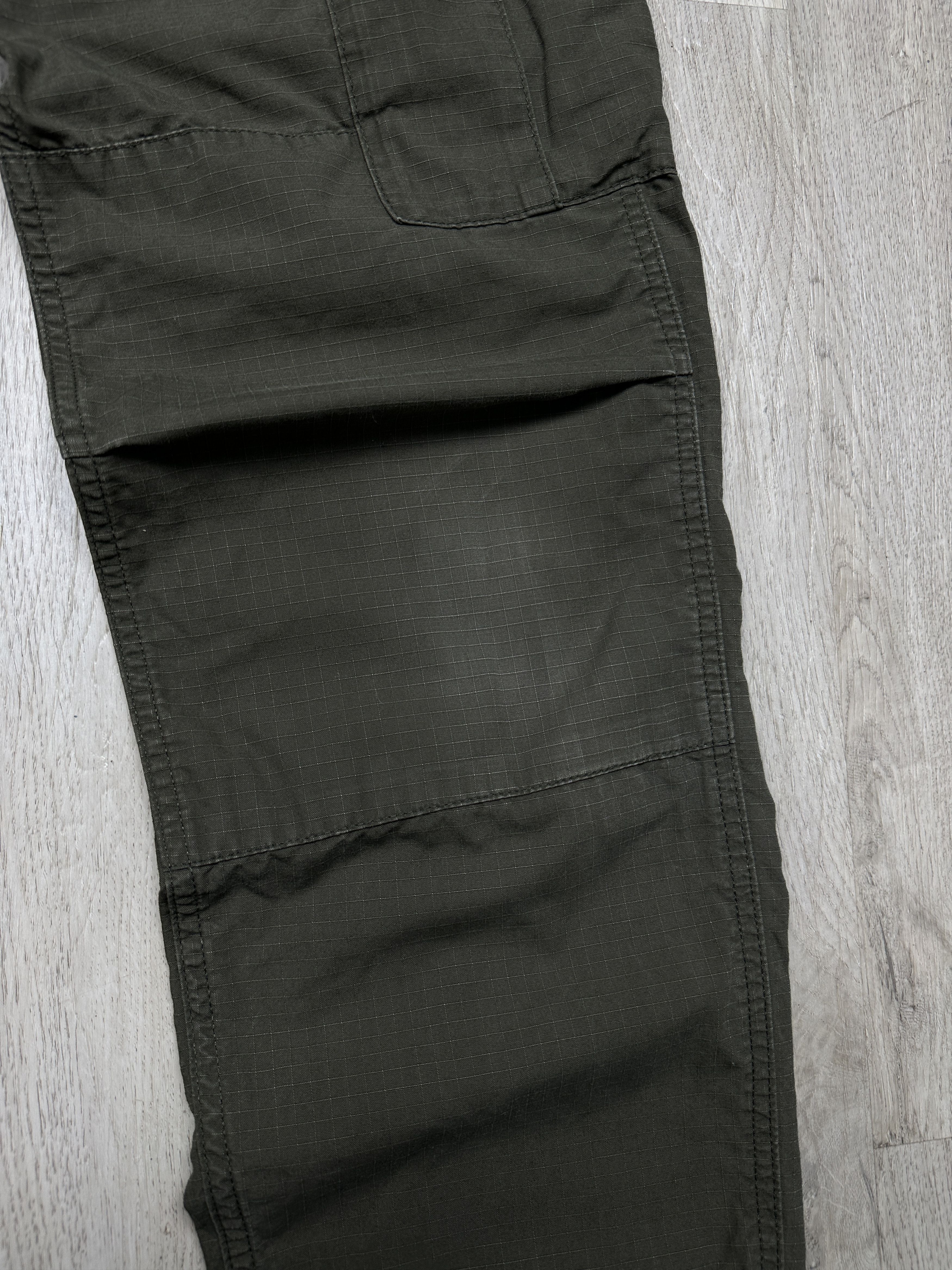 Carhartt Wip Carhartt Wip Mens Regular Cargo Jogger Pants Size US 28 / EU 44 - 8 Thumbnail