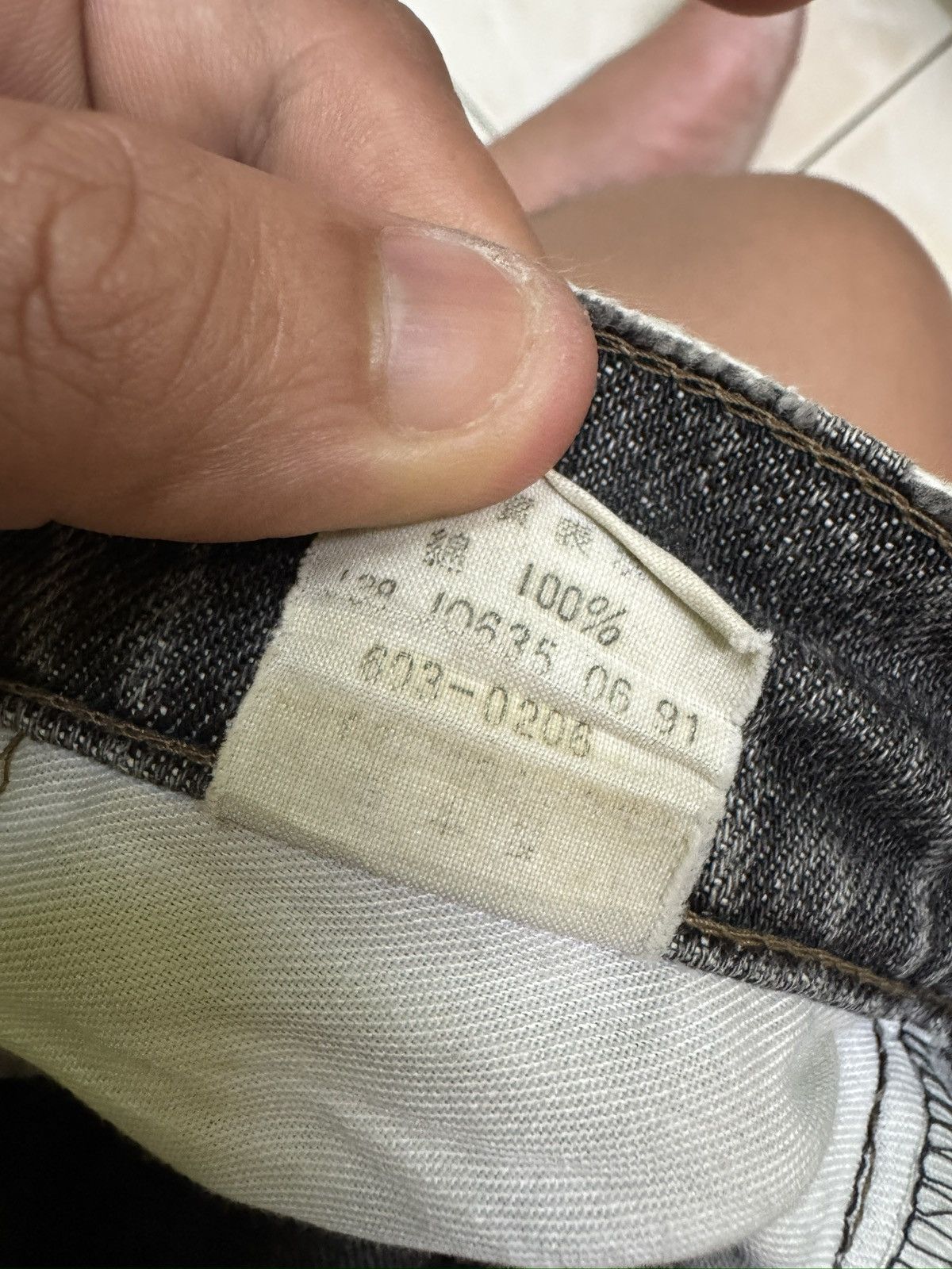 Levi's Vintage Levi’s 603 Acid Wash Distressed Tapered Leg Jeans Size US 28 / EU 44 - 20 Thumbnail