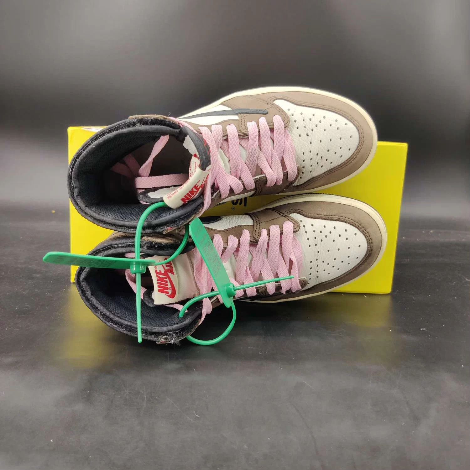 Nike Air Jordan 1 High TS 'Barbed Hook' 36.5 Worn with box Size US 6.5 / IT 36.5 - 6 Thumbnail