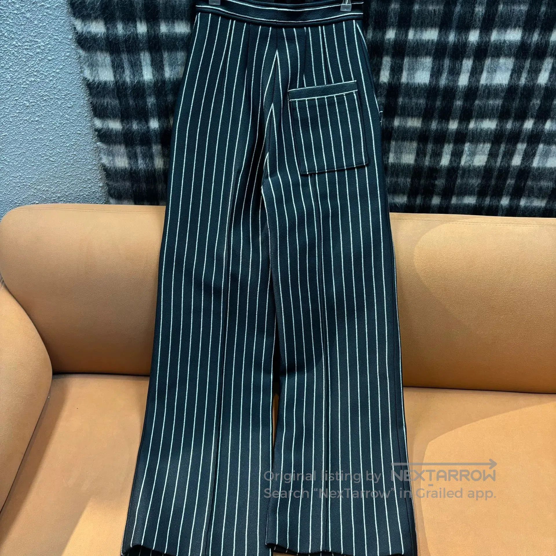 Louis Vuitton Louis Vuitton Runway Striped Wide. Size 33" - 2 Thumbnail