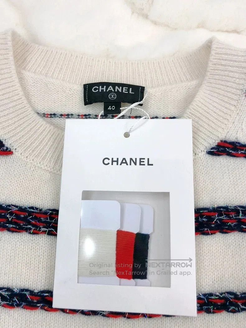 Chanel Chanel Roof Series Knit Short-Sleeve Top. Size US M / EU 48-50 / 2 - 4 Thumbnail