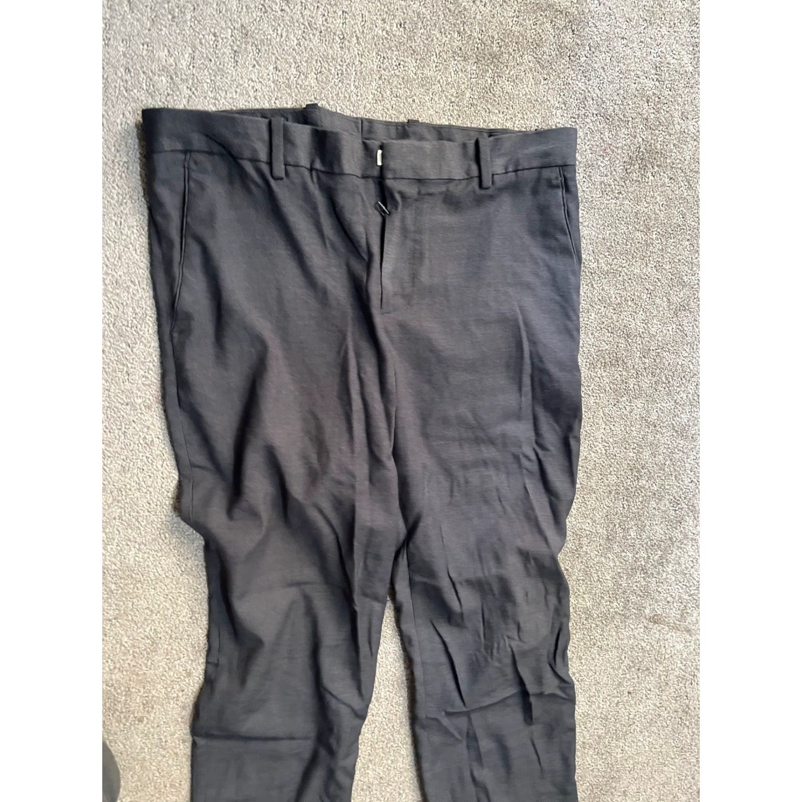 Perry Ellis Perry Ellis Men’s Slim Fit Dress Pants Gray Flat Front 32x32 Solid Slim Modern Pants Mens Size US 32 / EU 48 - 2 Thumbnail