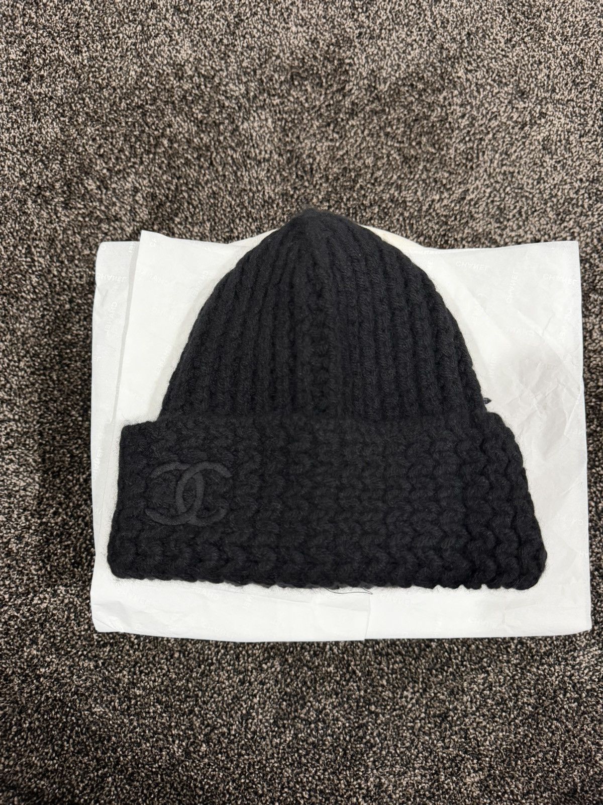 Chanel Chanel Cashmere Triple Black Big CC Logo Knit Beanie Hat Size ONE SIZE - 3 Thumbnail