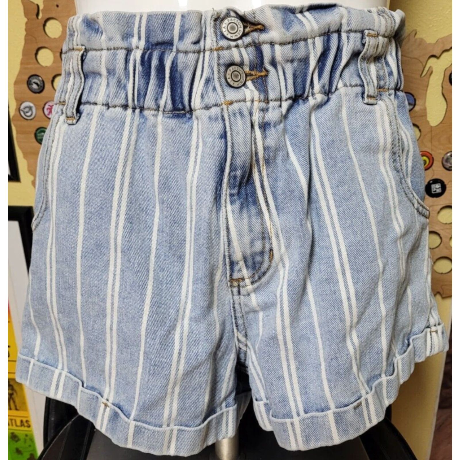 Pacsun Pacsun Women's Small Mom Striped High Rise Elastic Waist Denim Shorts Size 32" / US 10 / IT 46 - 2 Thumbnail