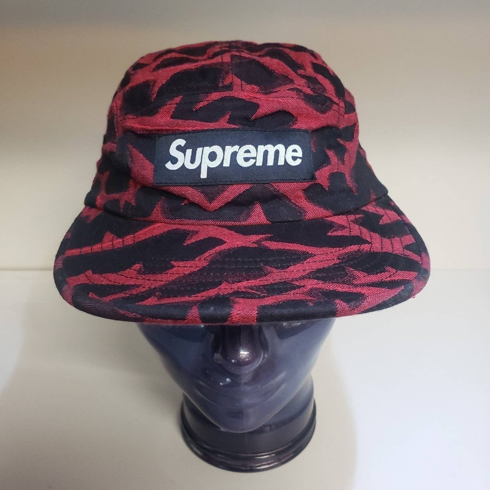 Supreme SUPREME Thorn Camp Cap RED BLCK Strapback NEW F W 2018 New Grailed