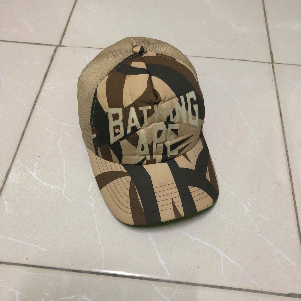 Bape 2005 Bape Camo Bathing Ape Spell-Out Trucker Hat Size ONE SIZE - 2 Thumbnail