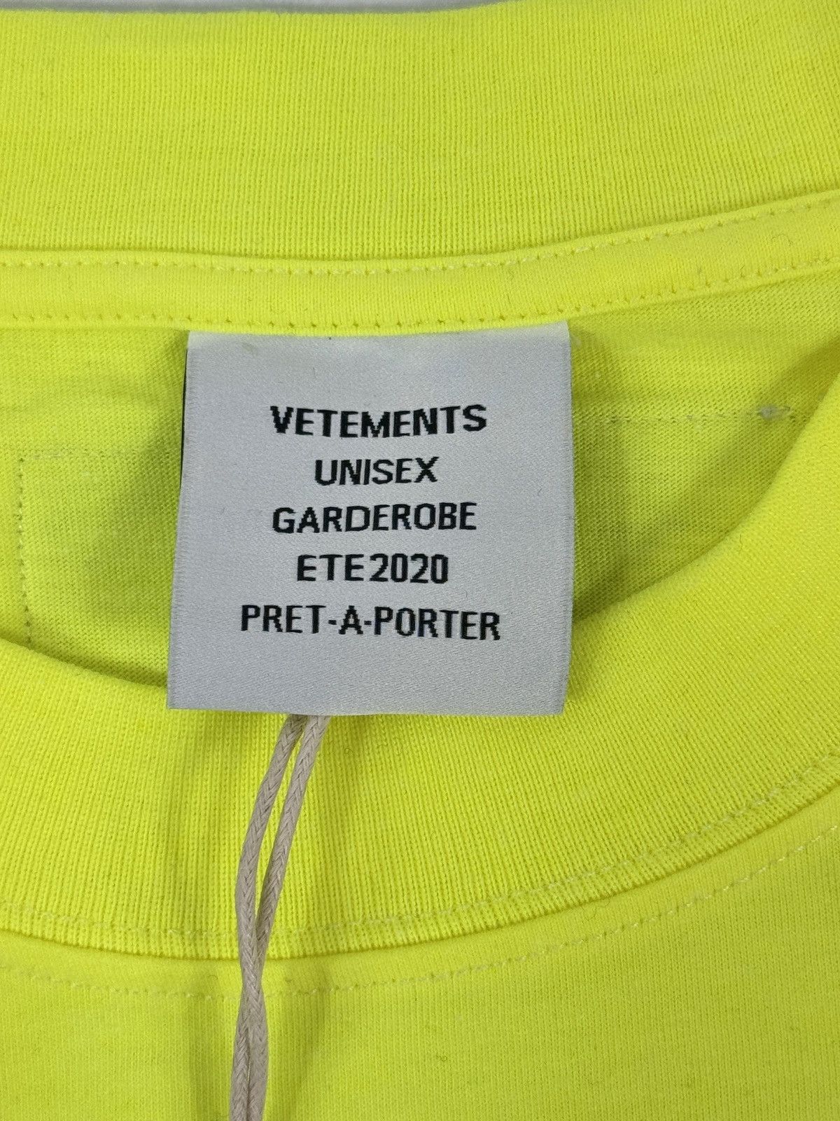 Vetements VOLT LOGO PRINT OVERSIZED T-SHIRT Size US XL / EU 56 / 4 - 5 Thumbnail