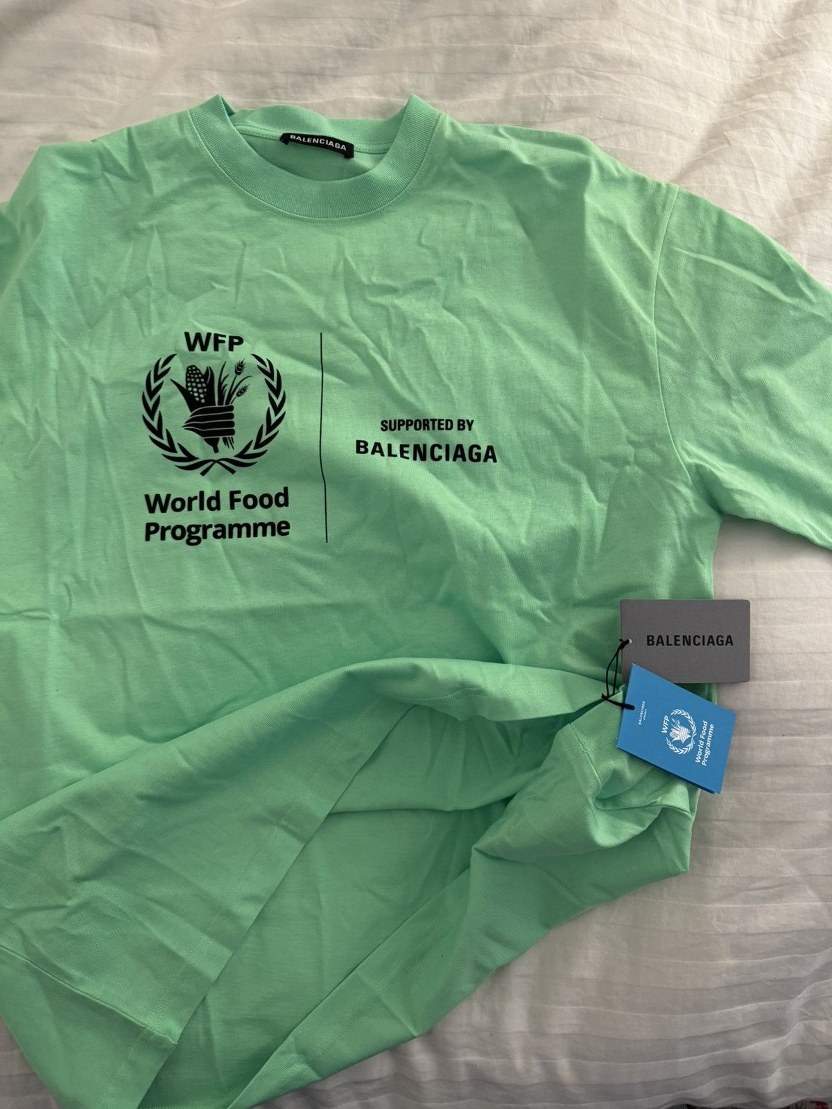 Balenciaga Balenciaga WFP t shirt Size US S / EU 44-46 / 1 - 3 Thumbnail