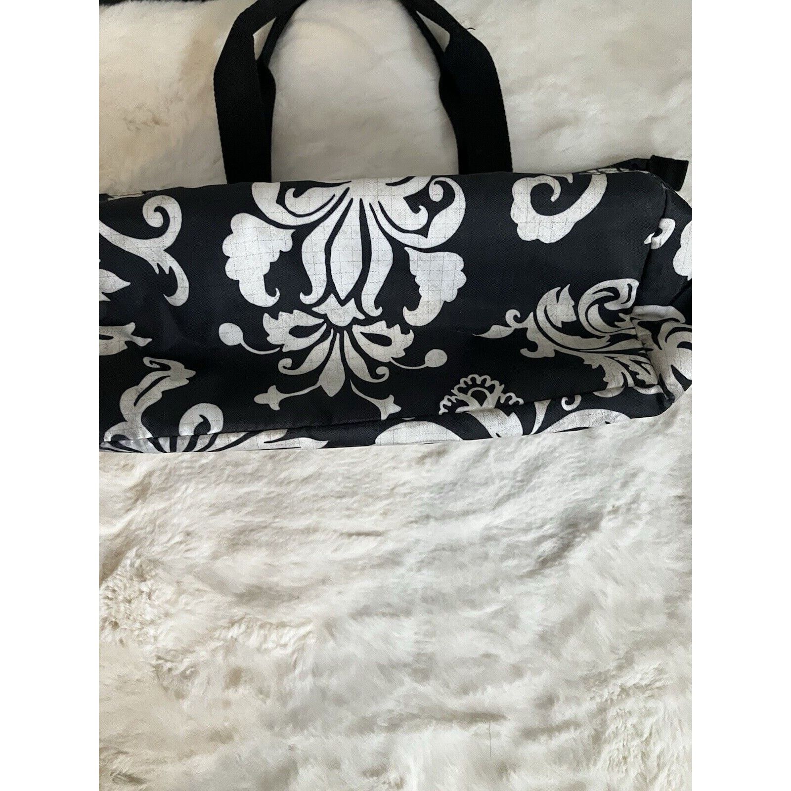 Brighton BRIGHTON BLACK & WHITE SWIRL HANDBAG WATERPROOF LINING Size ONE SIZE - 6 Thumbnail