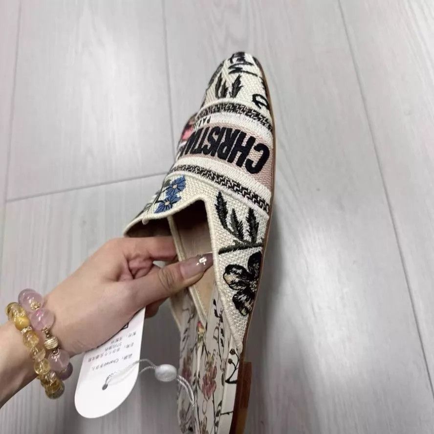 Dior Dior Women's 37 Slippers Size US 6.5 / IT 36.5 - 2 Thumbnail