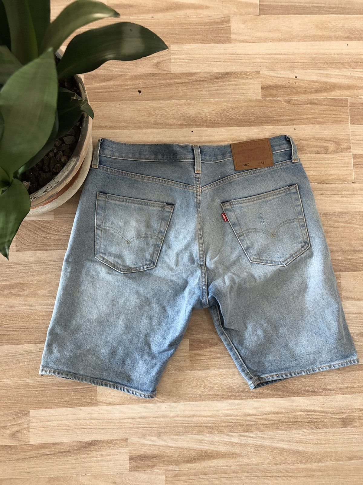 Levi's Levi’s 501 W33 Short Jeans Straight Light Blue Shorts Denim Size US 33 - 1 Thumbnail