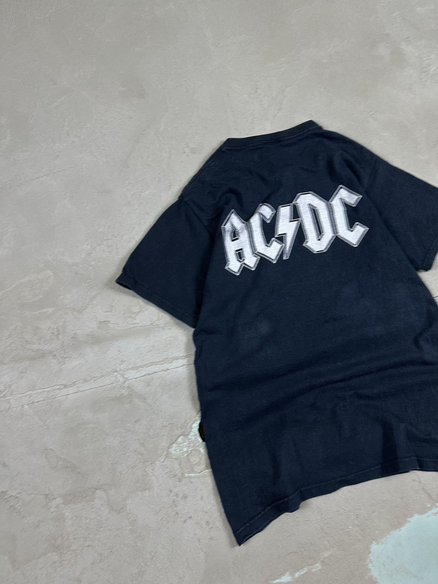 Band Tees 2000s ACDC Rip Tribute Tour Rock Band Promo T-shirt Size US S / EU 44-46 / 1 - 11 Thumbnail