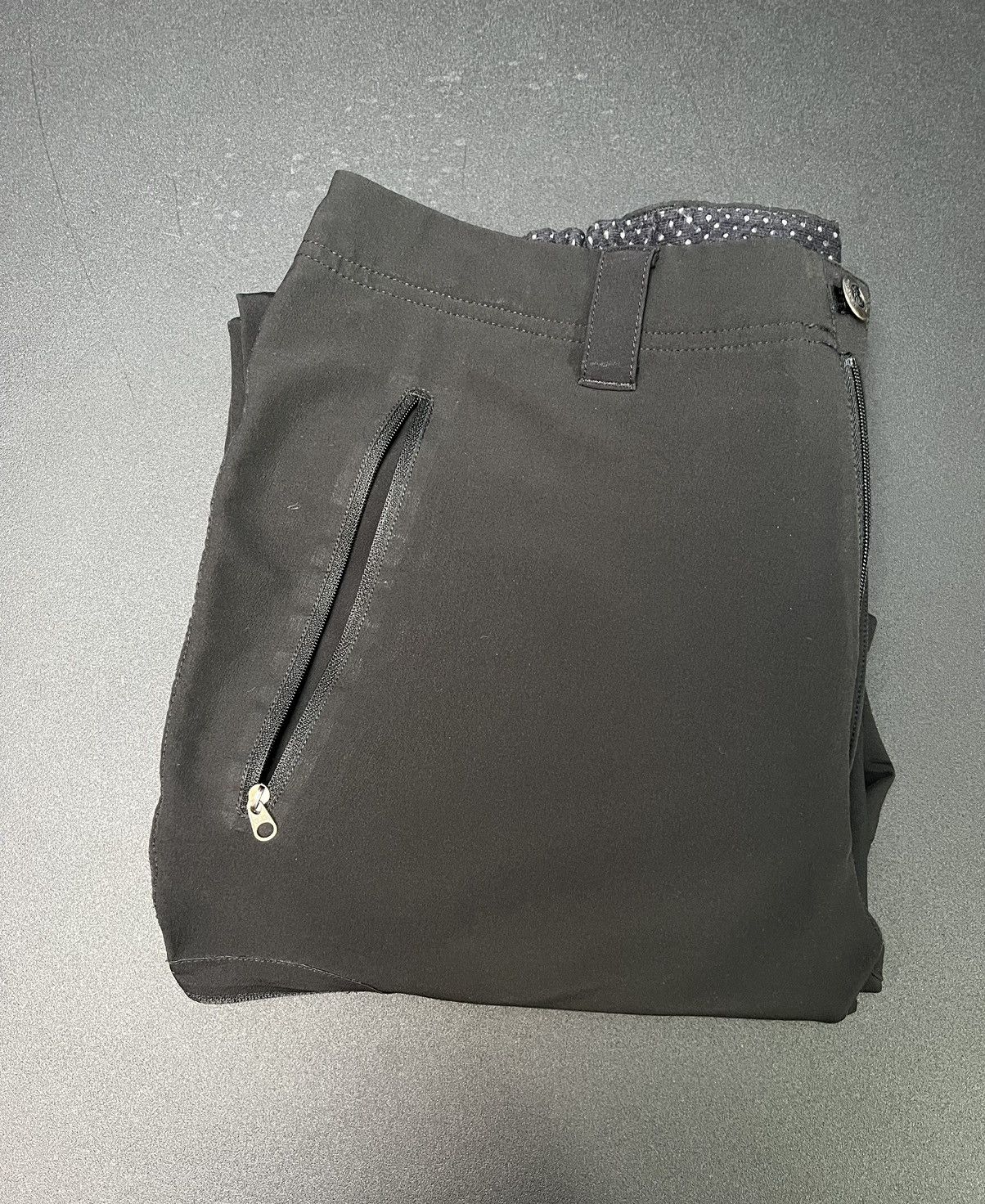 Patagonia Black Patagonia Mens Pants Size M Inlined & Water retardent Size US 33 - 12 Thumbnail
