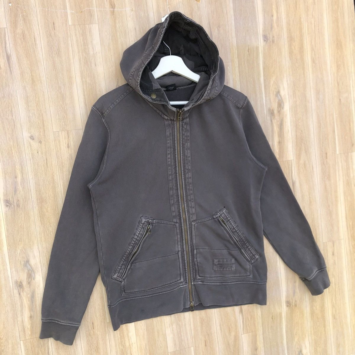 Avirex Vintage Avirex Zip Up Hooded Distressed Faded Sweatshirt Size US L / EU 52-54 / 3 - 2 Thumbnail
