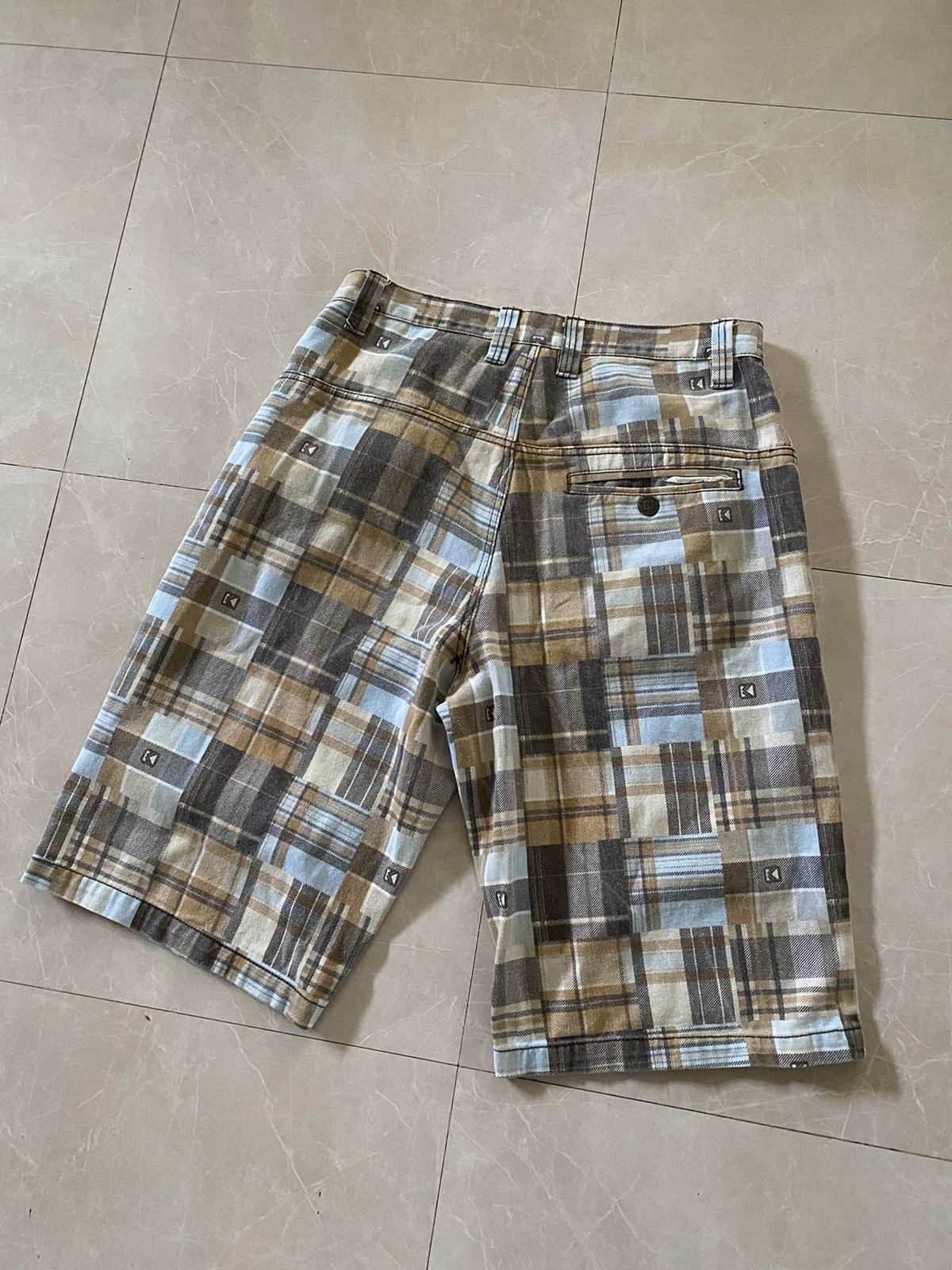 Karl Kani Vintage Karl Kani Shorts Size US 34 / EU 50 - 6 Thumbnail
