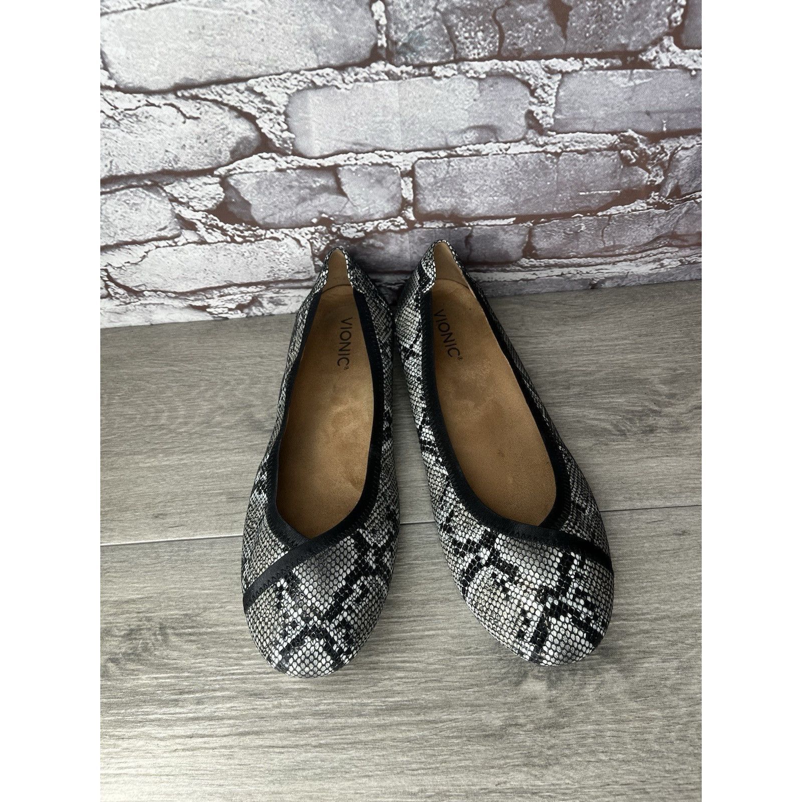 Etonic Vionic Carroll Snake Black White Ballet Slip On Flats Women Size US 11 / IT 41 - 3 Thumbnail