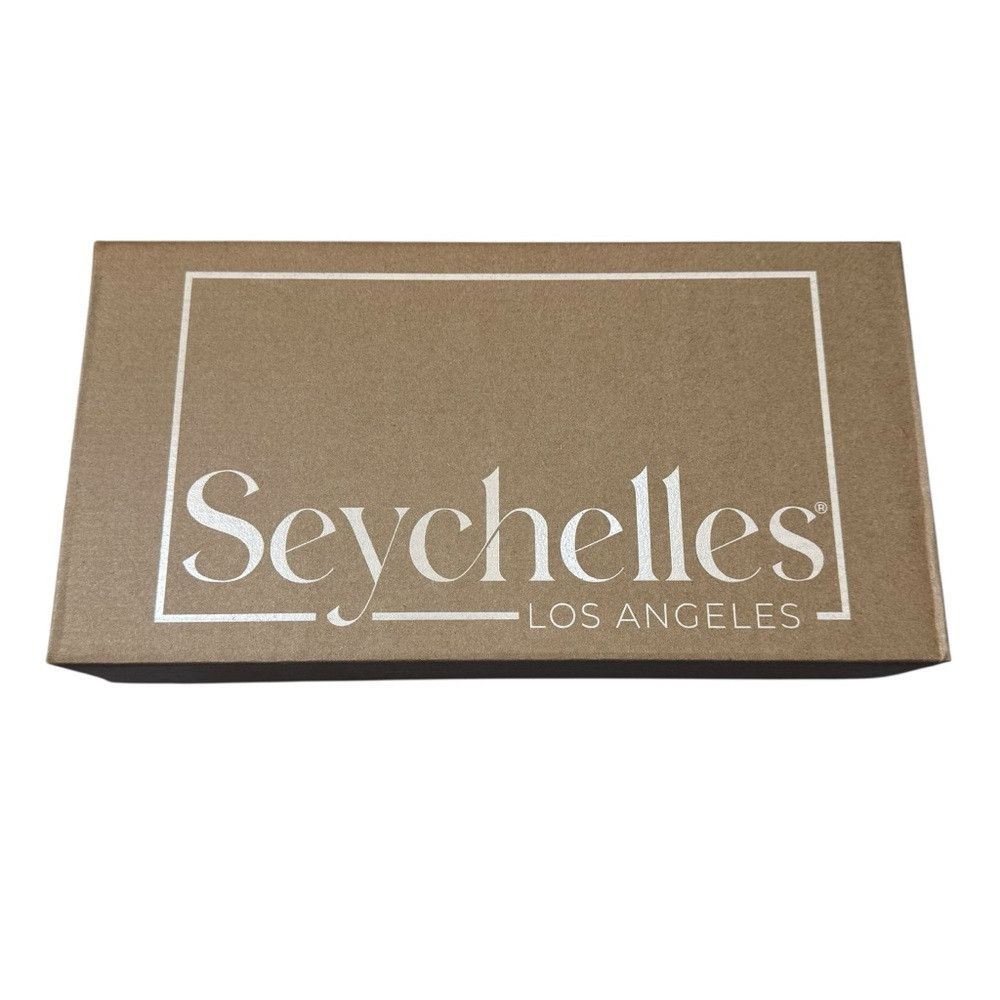 Seychelles NWT New SEYCHELLES Leather Dusk To Dawn Silver Metallic Low Size US 9 / IT 39 - 9 Thumbnail