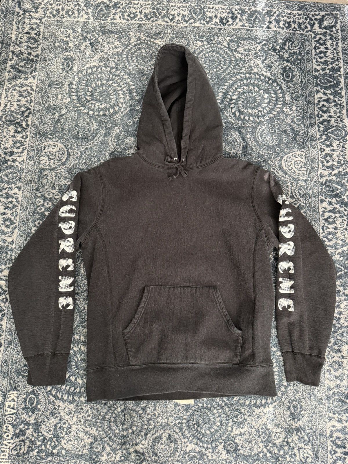 Supreme gradient sleeve hoodie - www.disolcolor.com