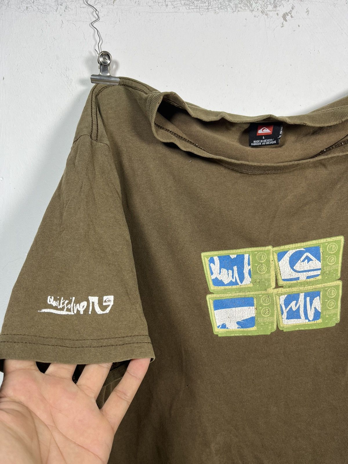 Quiksilver RARE 🏄‍♀️ QUIKSILVER DESIGN TV 📺 Size US L / EU 52-54 / 3 - 2 Thumbnail