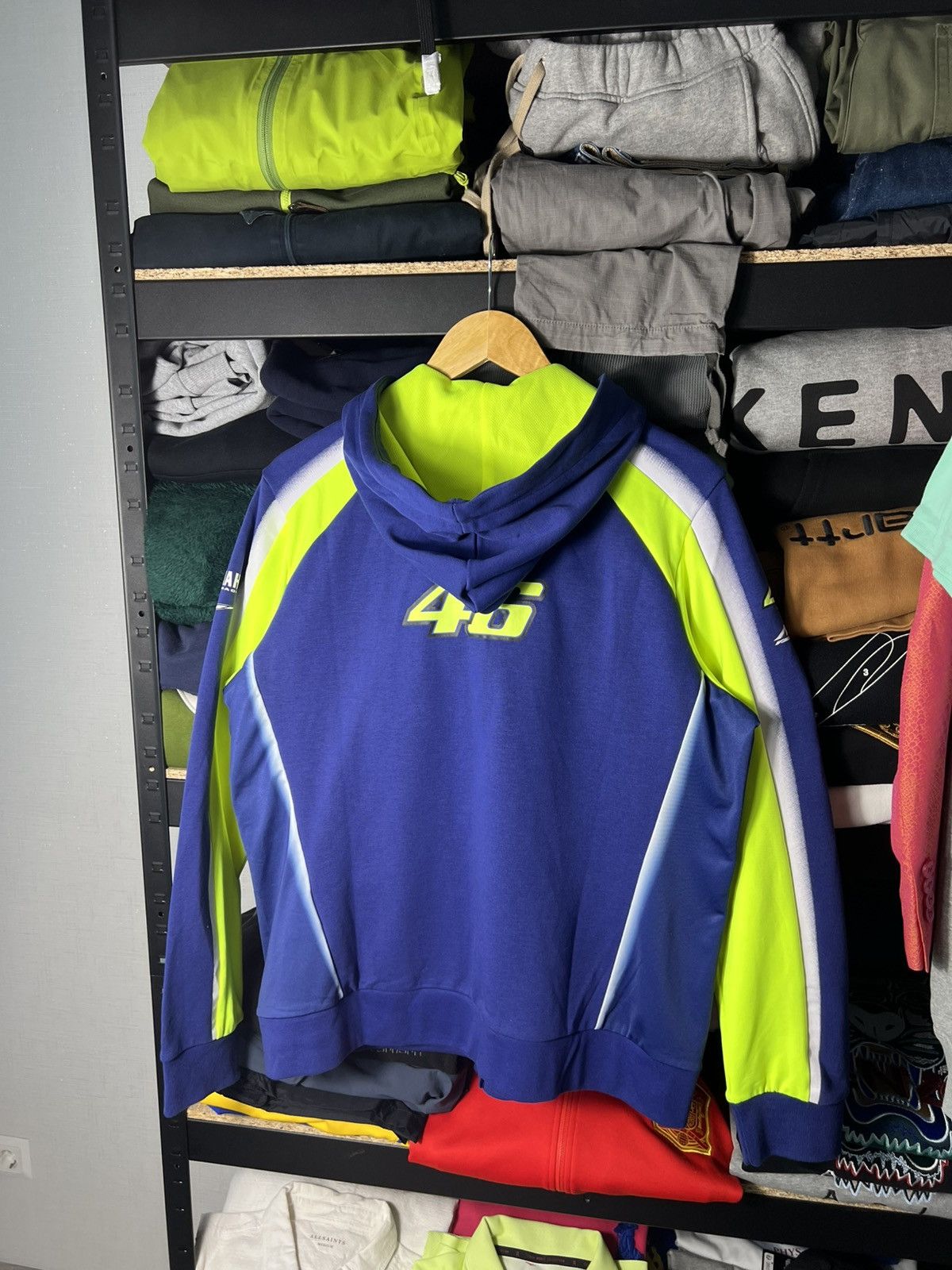 Yamaha Vintage Y2K Yamaha VALENTINO ROSSI 46 Hoodie Rare Retro Hype Size US XL / EU 56 / 4 - 6 Thumbnail