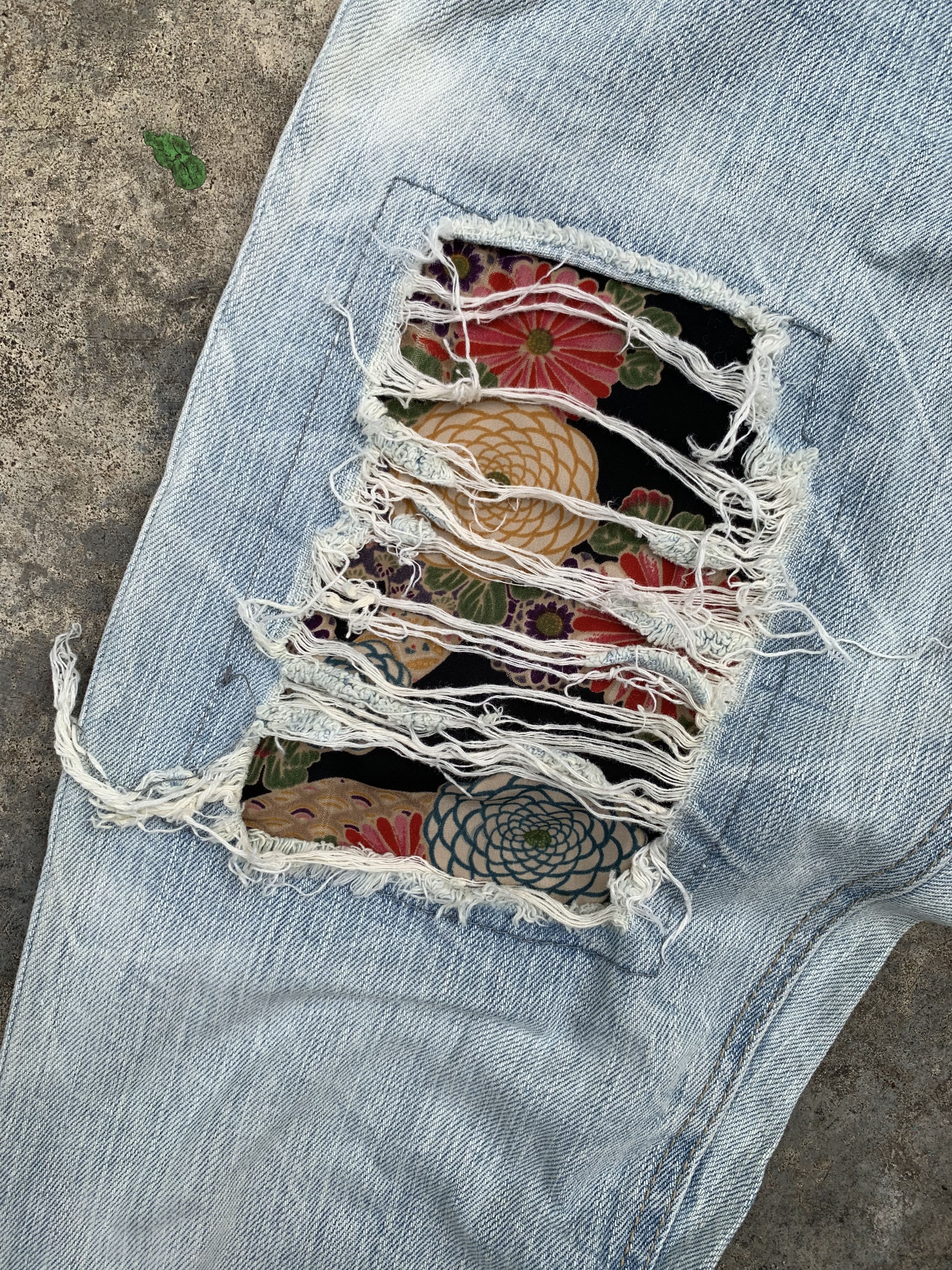 Japanese Brand Vintage Japanese Brand Shashiko DoubleWaist Distressed Jeans Size 29" - 3 Thumbnail