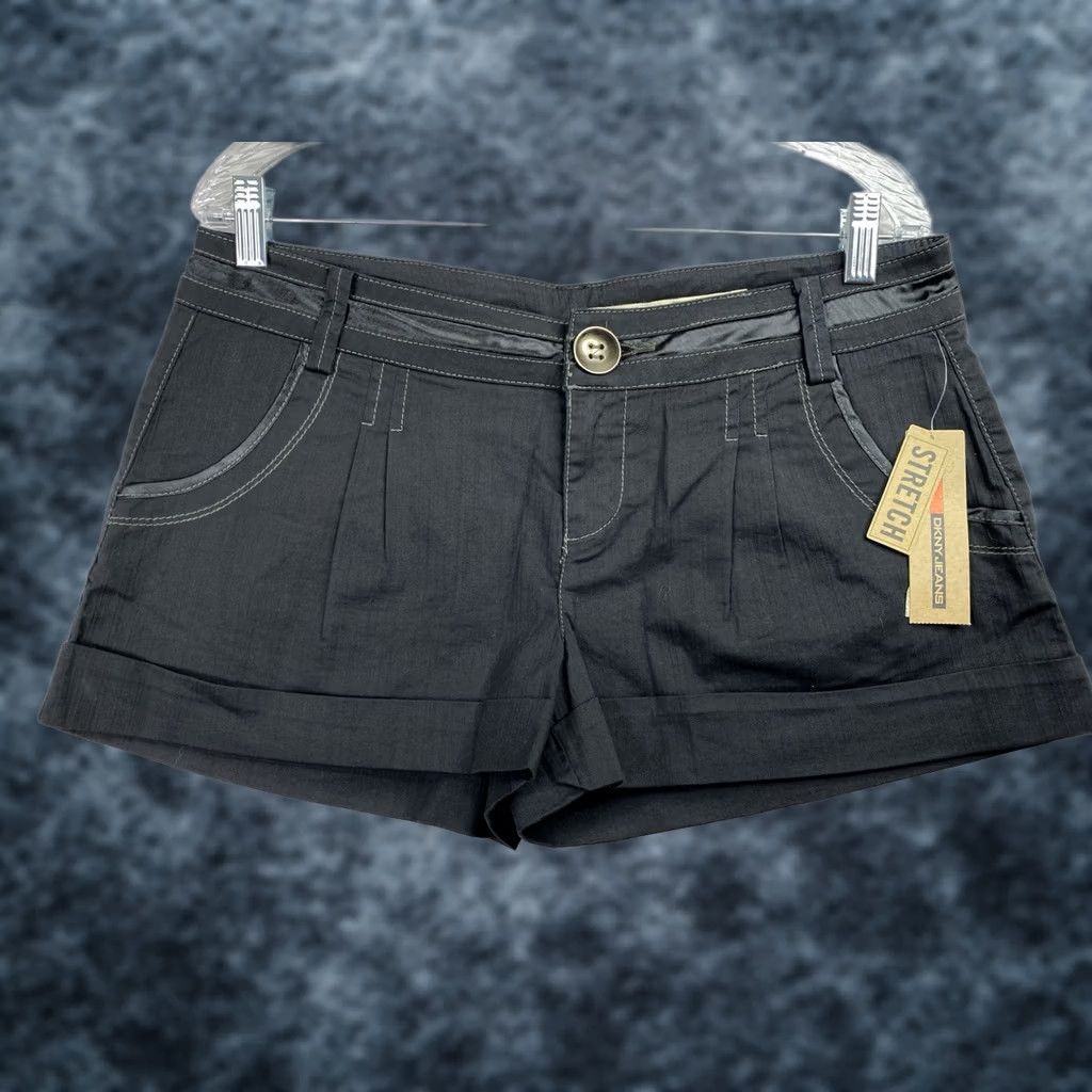DKNY DKNY Jeans Shorts Womens Juniors 11 Black Satin Trim Pleated Stretch NWT 90s Vintage Style Chino Pants Shorts Size 32" / US 10 / IT 46 - 1 Thumbnail