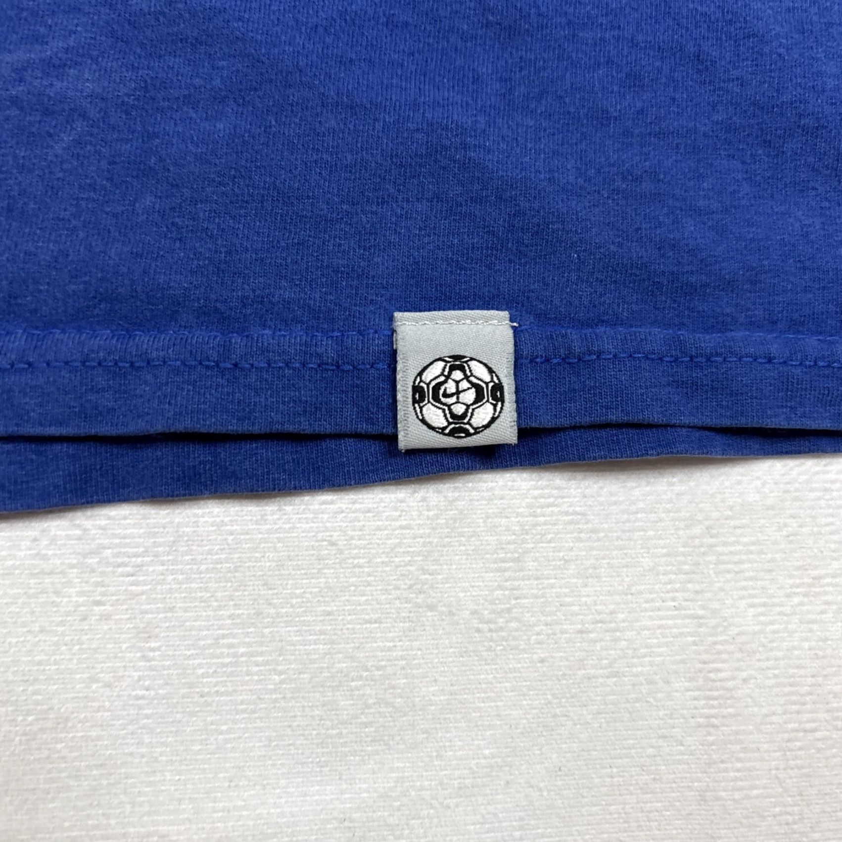 Nike VINTAGE Nike T Shirt XS? Size US XL / EU 56 / 4 - 4 Thumbnail