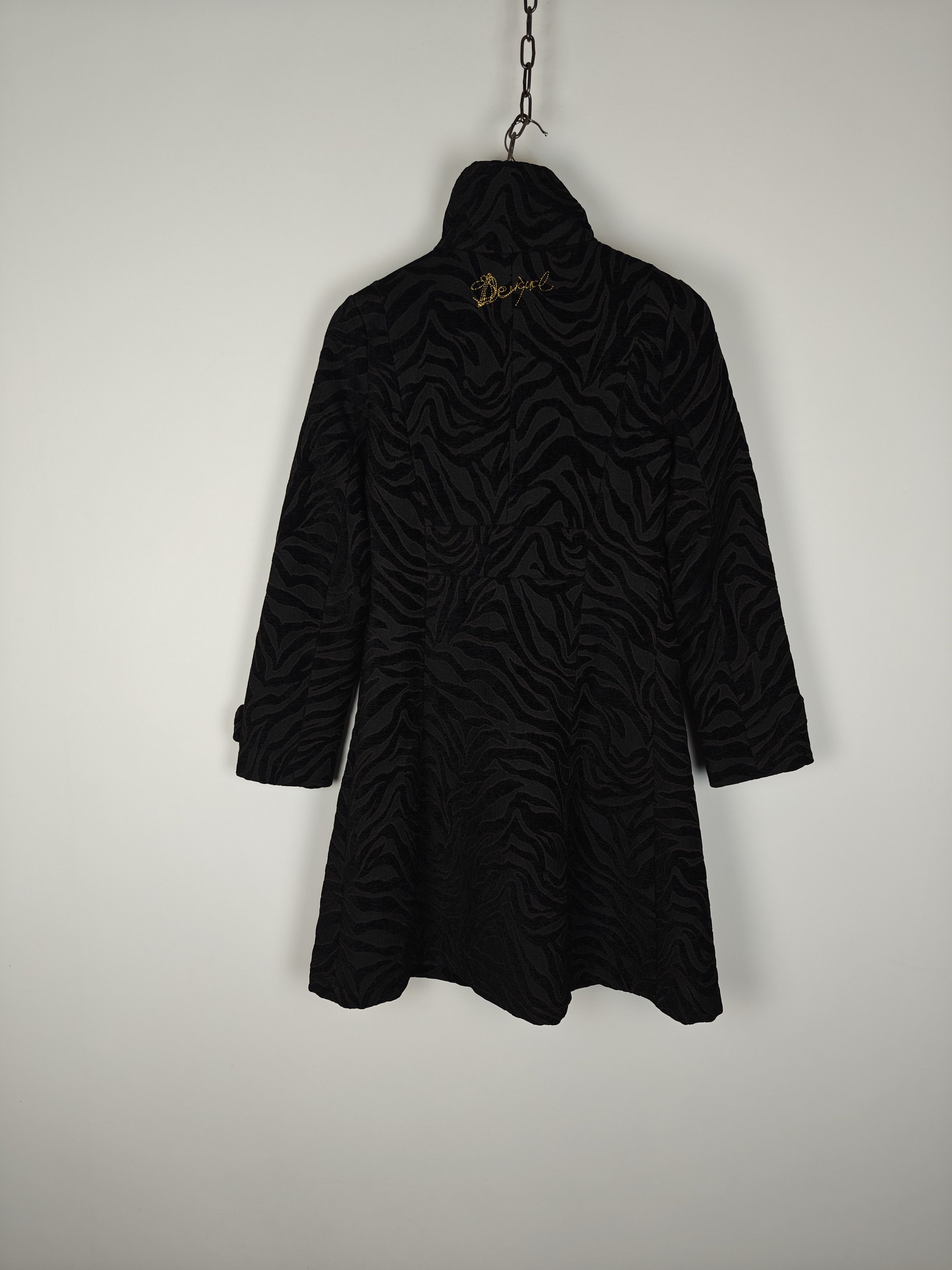 Desigual Desigual Coat Jacket Button Tiger Black size 36 Size S / US 4 / IT 40 - 9 Thumbnail