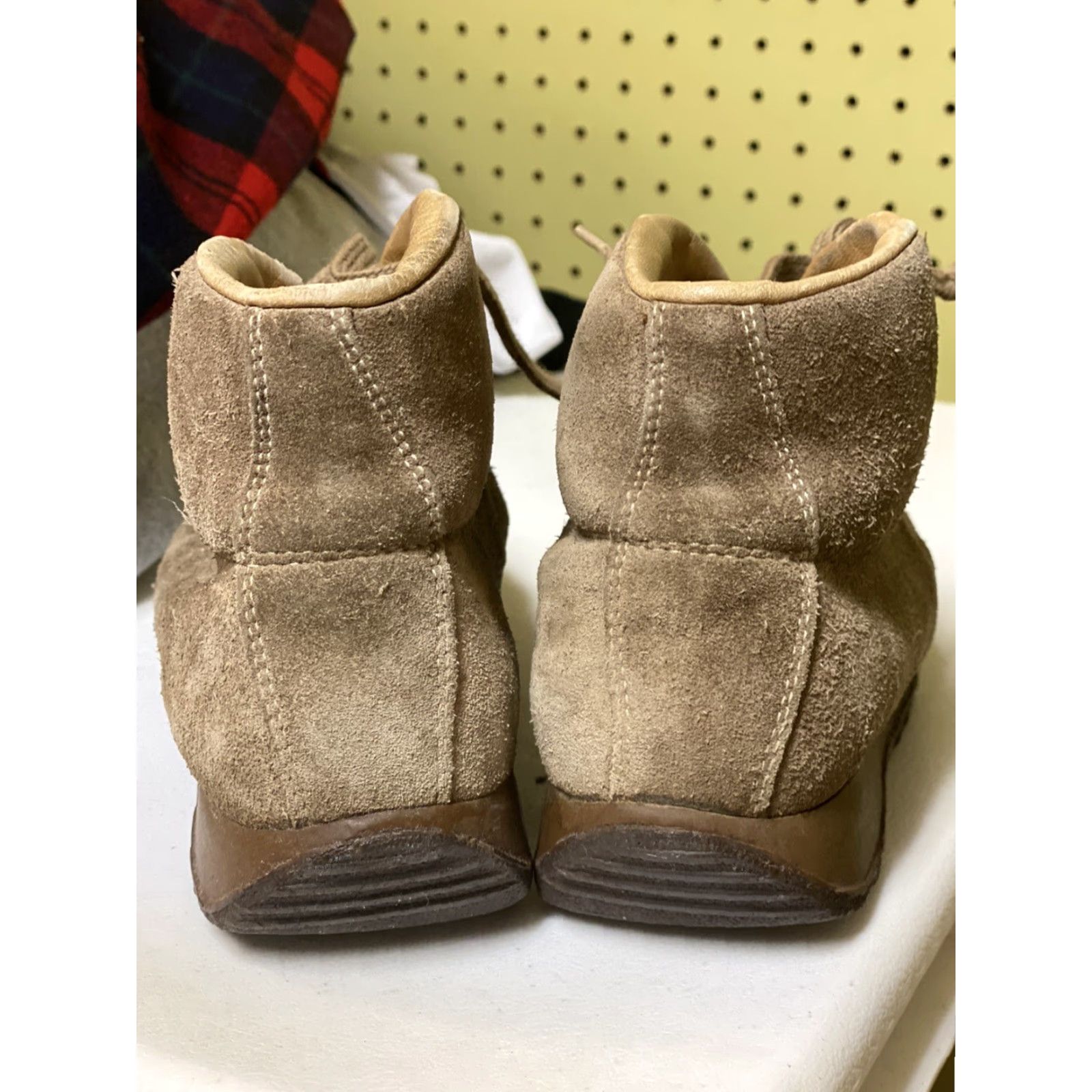Vasque Vasque Women’s Hiking Boots Size 7 M Light Brown Cowhide Leather 7546 Italy Boots Mens Womens Girls Boys Size US 7 / IT 37 - 7 Thumbnail